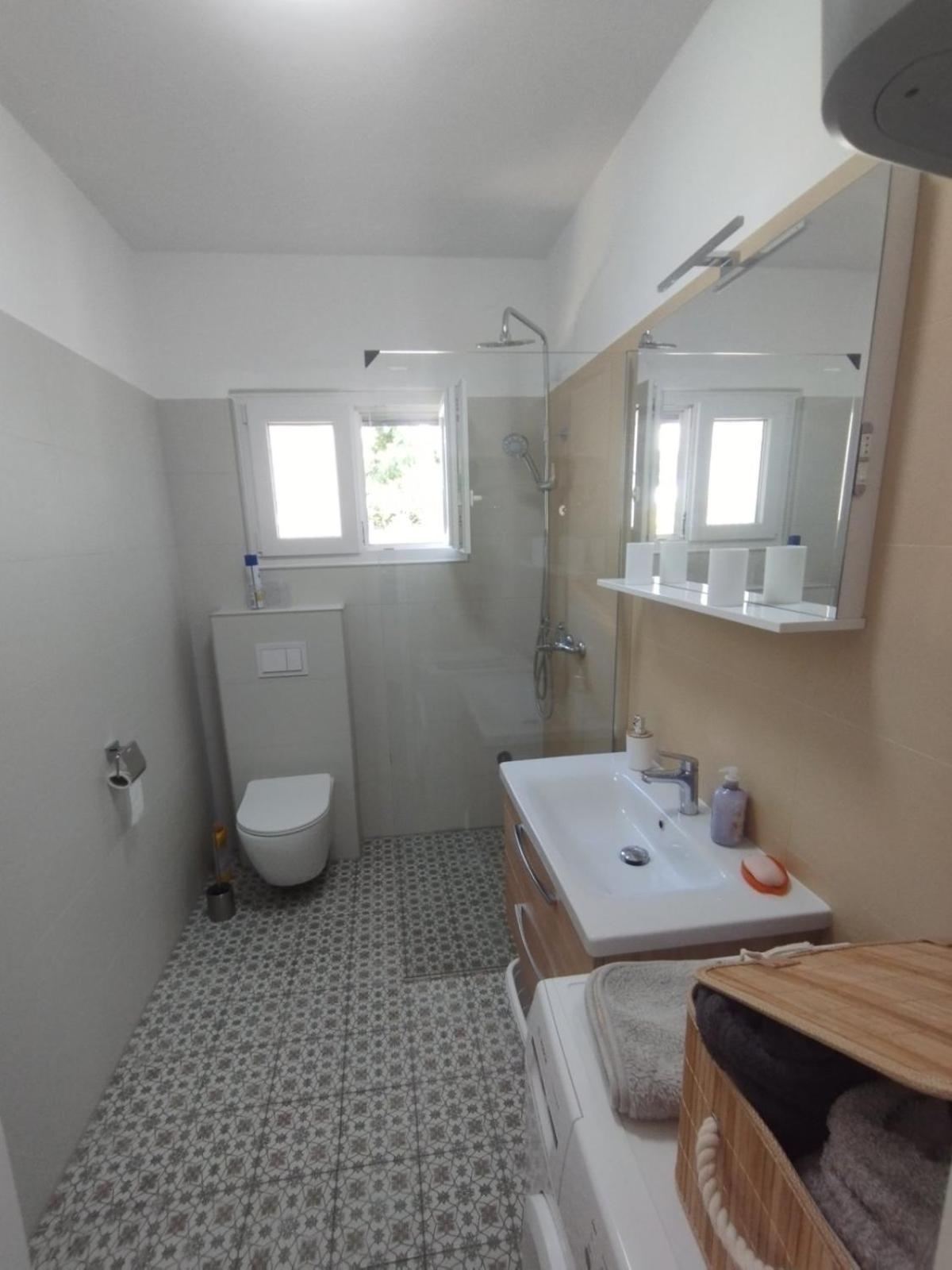 Apartman Kora Njivice Eksteriør bilde